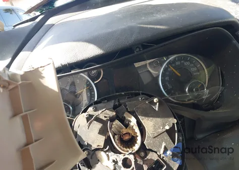 2020 Ram 1500 Big Horn 4X2 5'7 Box from USA, damaged, VIN 1C6RREFG9LN338204